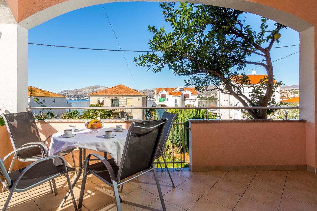 Apartment Dominik Trogir Szoba fotó